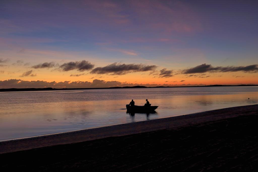 Alva Beach Tourist Park ภายนอก รูปภาพ